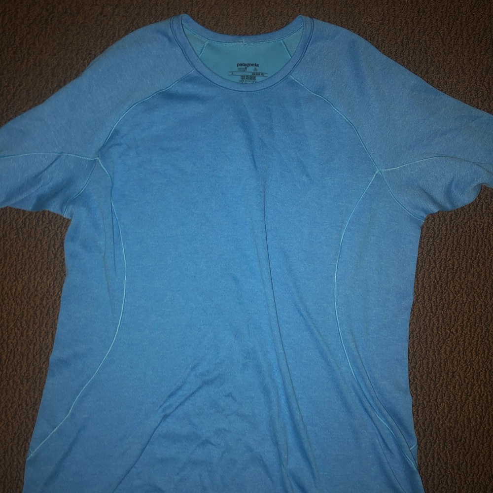 Long sleeve Patagonia sweatshirt/sweater